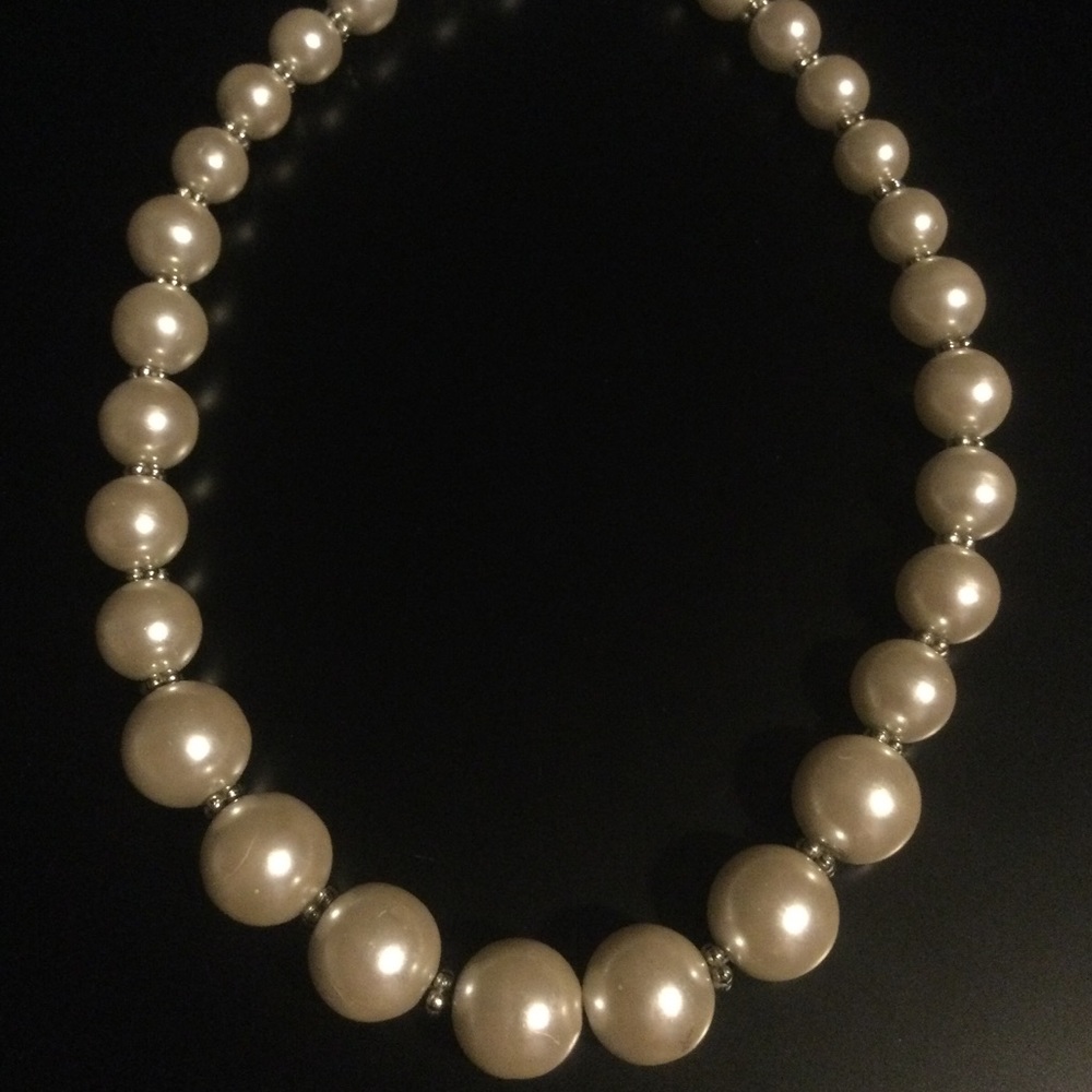 Vintage faux pearl choker with silver tone spacer beads